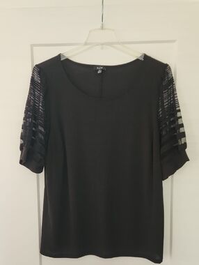 A.U.W Top